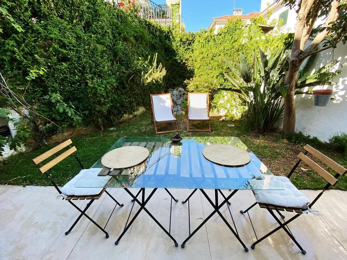 Casa Das Boganvilias - Moradia Com Jardim Lisboa 0*,