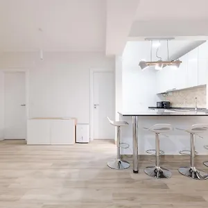 Gem Ii - Trendy Santos District Appartement
