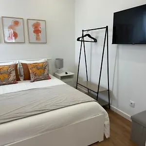 Apartment Madre Deus, Lisbon