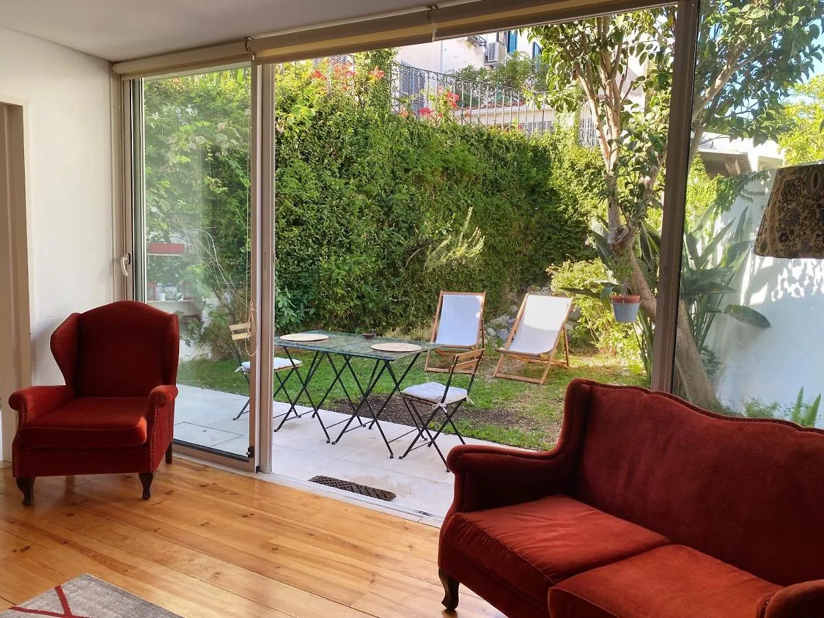 Holiday home Casa Das Boganvilias - Moradia Com Jardim Lisbon